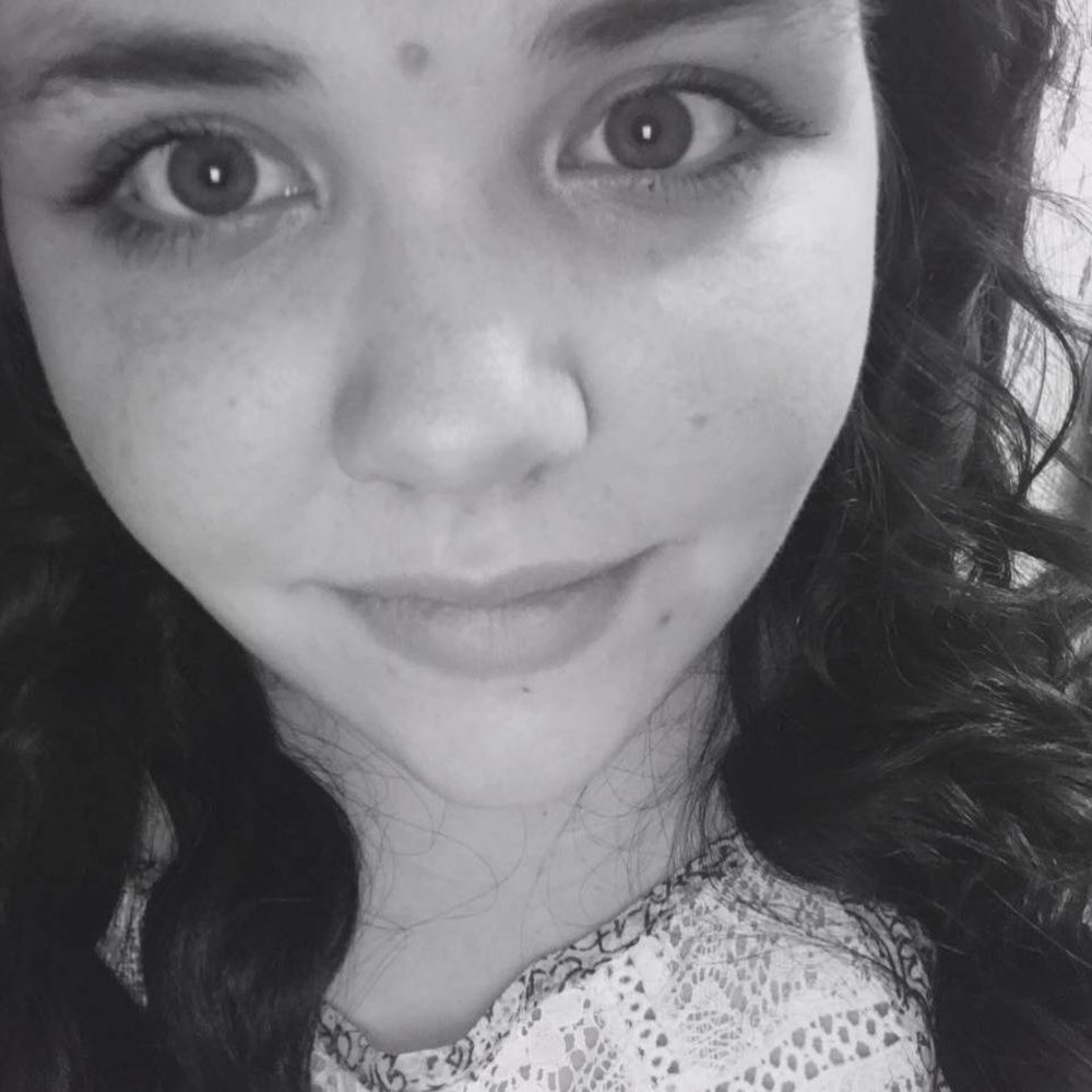 Meet your Posher, Rebecca